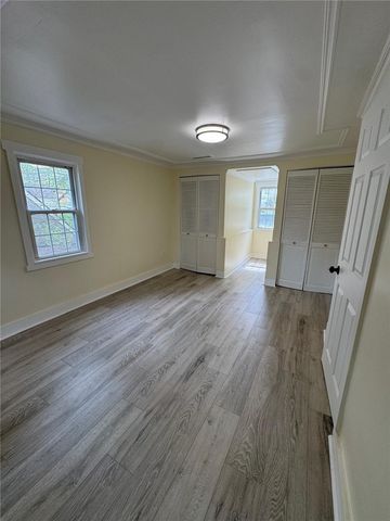 293 Greenlee Rd, Brentwood, PA 15227