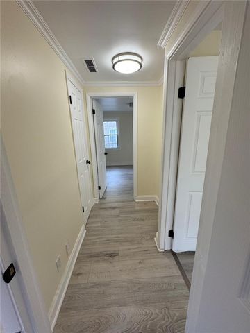 293 Greenlee Rd, Brentwood, PA 15227