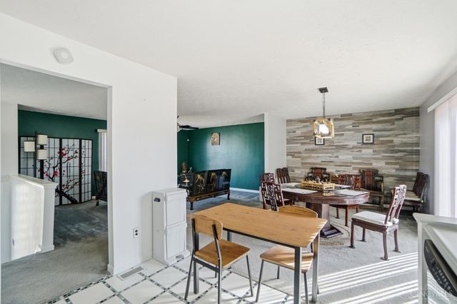 2505 Foxcove Court, Cincinnati, OH 45211