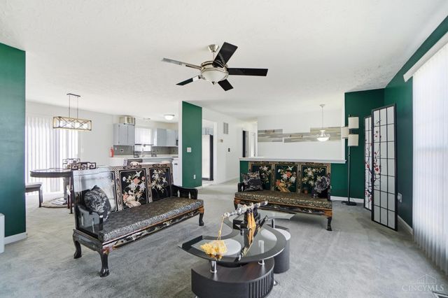 2505 Foxcove Court, Cincinnati, OH 45211