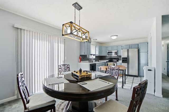 2505 Foxcove Court, Cincinnati, OH 45211