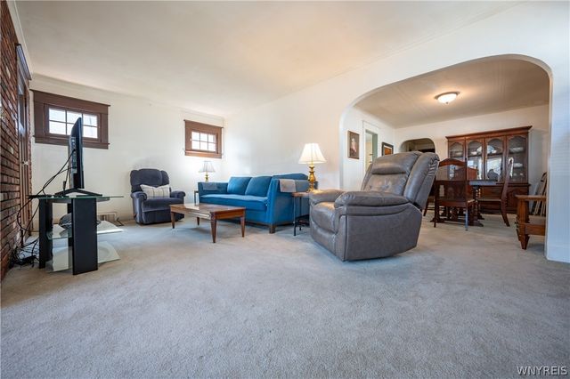 34 Elgas Street, Buffalo, NY 14207