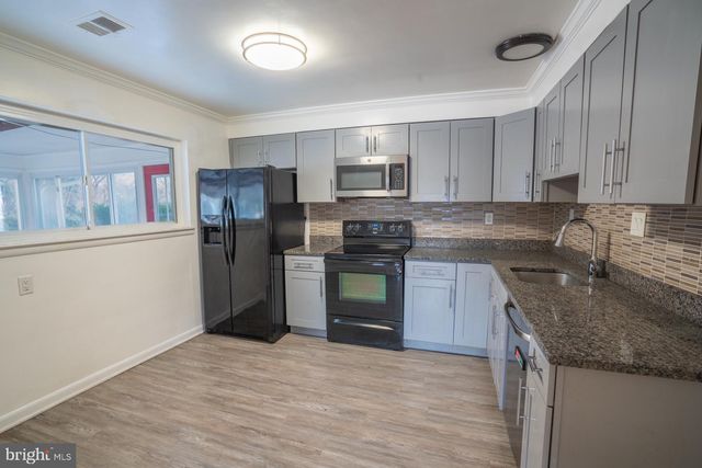 5704 NORMAN CT, District Heights, MD 20747