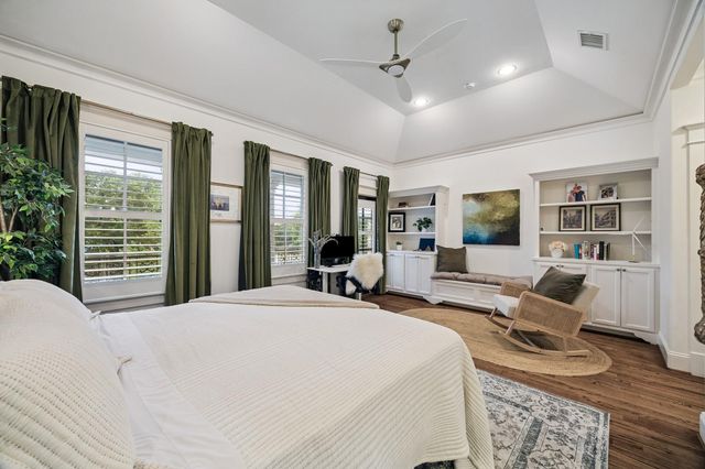543 W 22nd Street, Houston, TX 77008