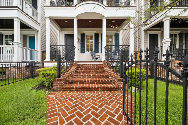 543 W 22nd Street, Houston, TX 77008