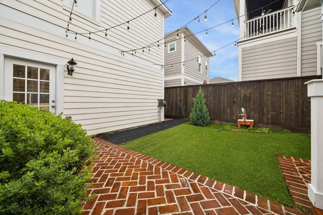 543 W 22nd Street, Houston, TX 77008