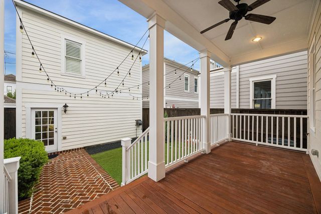 543 W 22nd Street, Houston, TX 77008