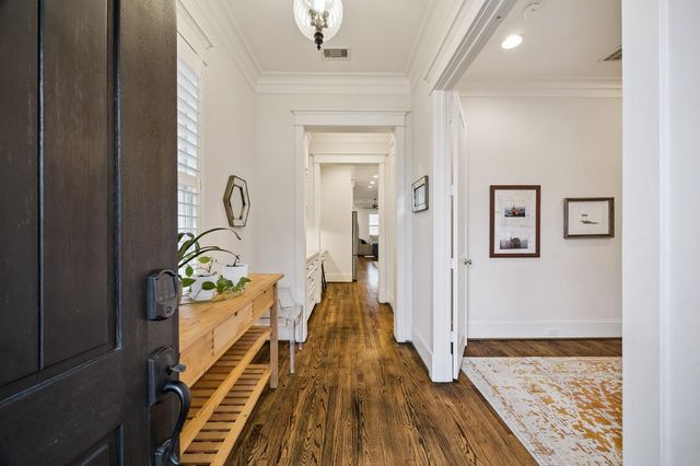 543 W 22nd Street, Houston, TX 77008