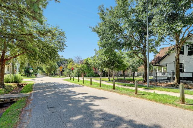 543 W 22nd Street, Houston, TX 77008