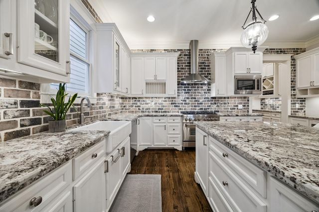 543 W 22nd Street, Houston, TX 77008