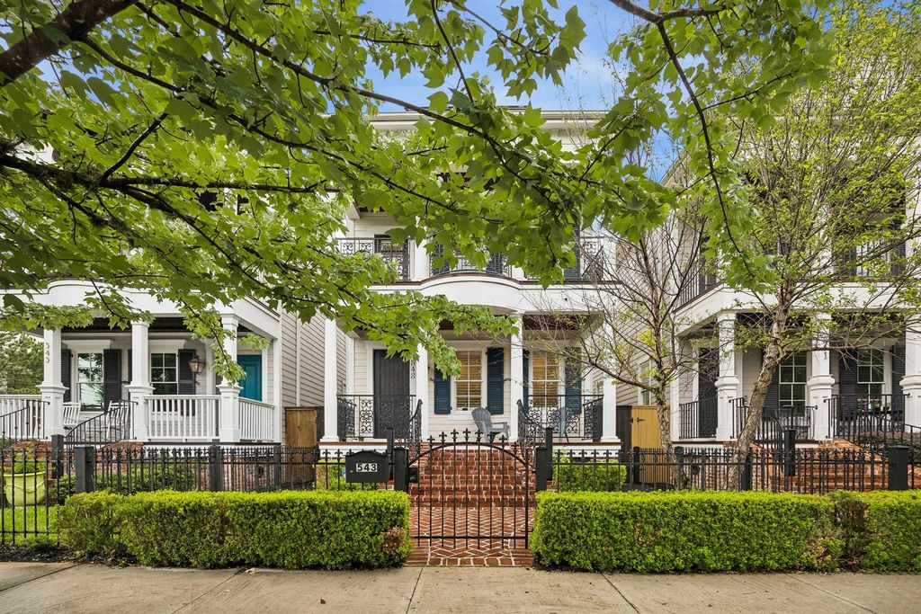 543 W 22nd Street, Houston, TX 77008