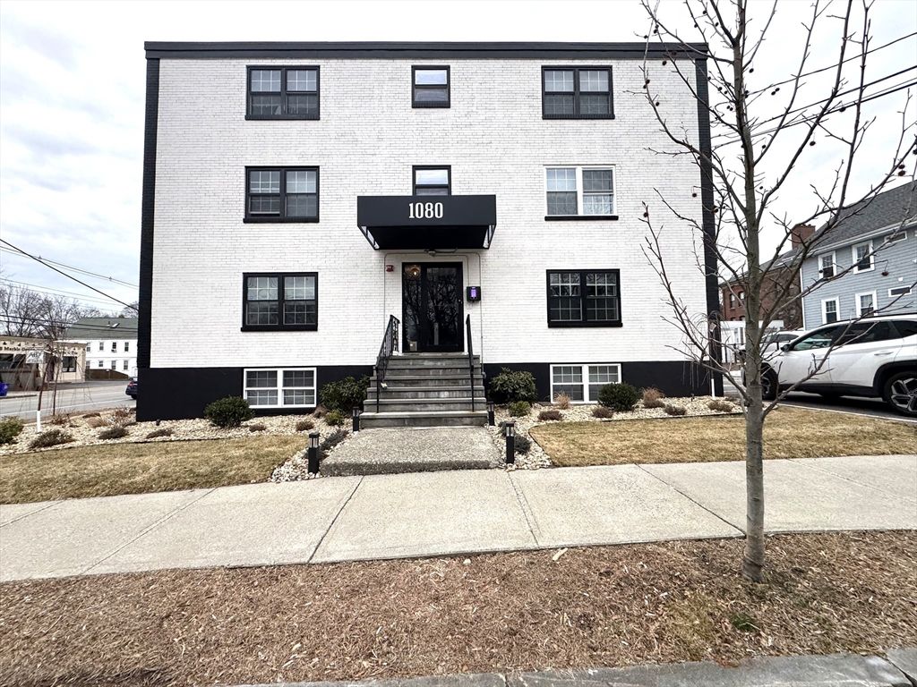 1080 Mass Ave 1, Arlington, MA 02476