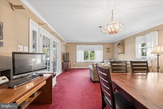 17223 CLOVERLEAF RD, Hagerstown, MD 21740