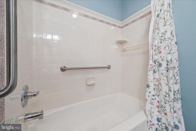 17223 CLOVERLEAF RD, Hagerstown, MD 21740