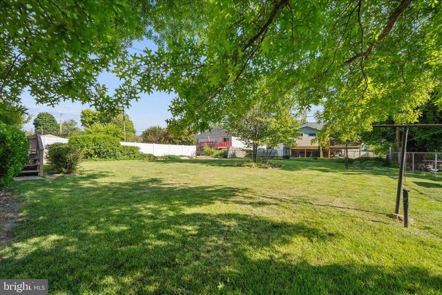 17223 CLOVERLEAF RD, Hagerstown, MD 21740