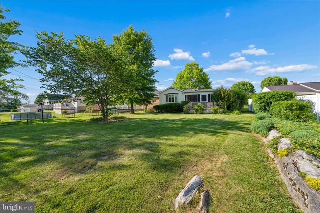 17223 CLOVERLEAF RD, Hagerstown, MD 21740