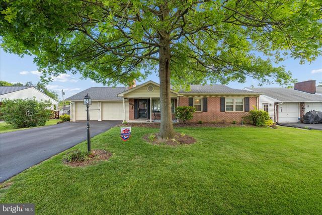 17223 CLOVERLEAF RD, Hagerstown, MD 21740