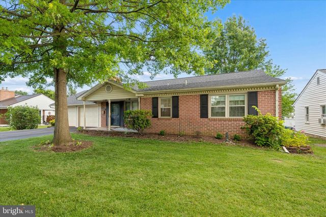 17223 CLOVERLEAF RD, Hagerstown, MD 21740