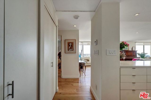 2160 Century Park East 1406, Los Angeles, CA 90067