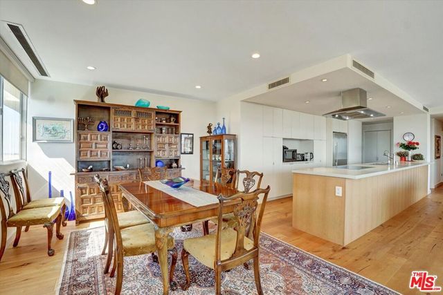 2160 Century Park East 1406, Los Angeles, CA 90067