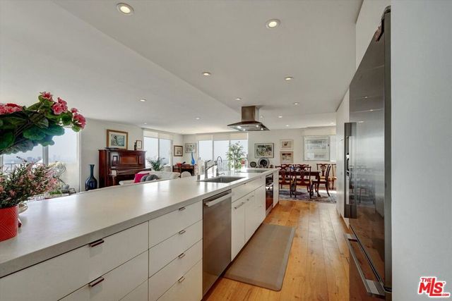 2160 Century Park East 1406, Los Angeles, CA 90067