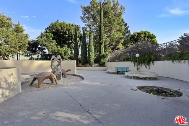 2160 Century Park East 1406, Los Angeles, CA 90067