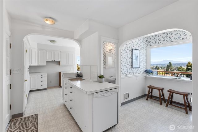3523 Federal Avenue, Everett, WA 98201