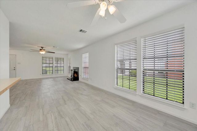 17287 Saturn Lane, Houston, TX 77058