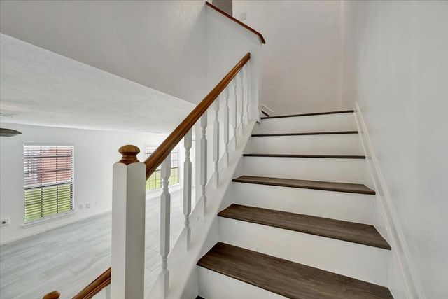 17287 Saturn Lane, Houston, TX 77058