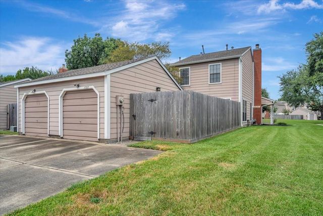 17287 Saturn Lane, Houston, TX 77058