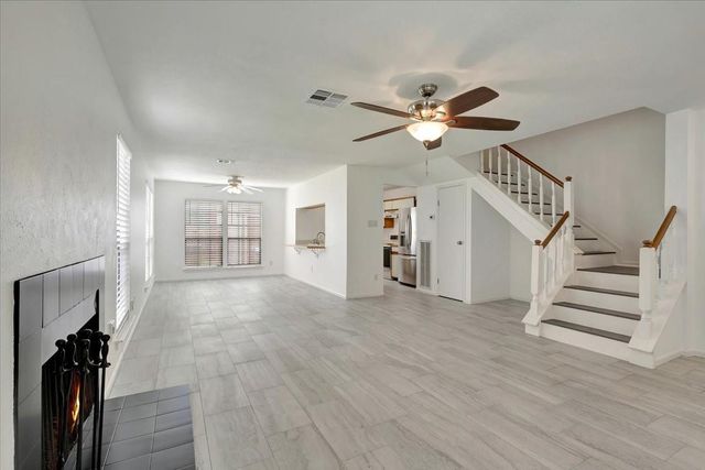 17287 Saturn Lane, Houston, TX 77058