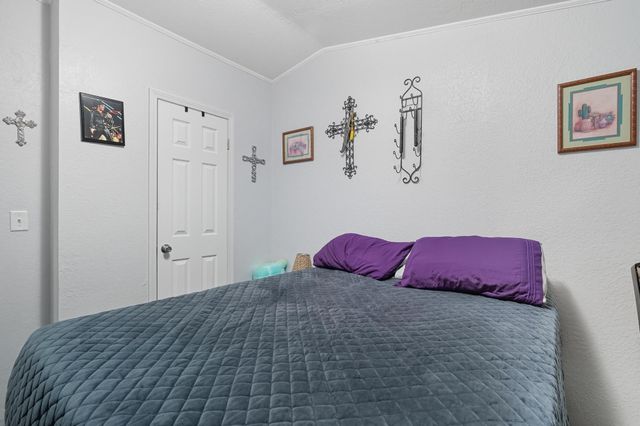 1104 W New Mexico Avenue, Sweetwater, TX 79556