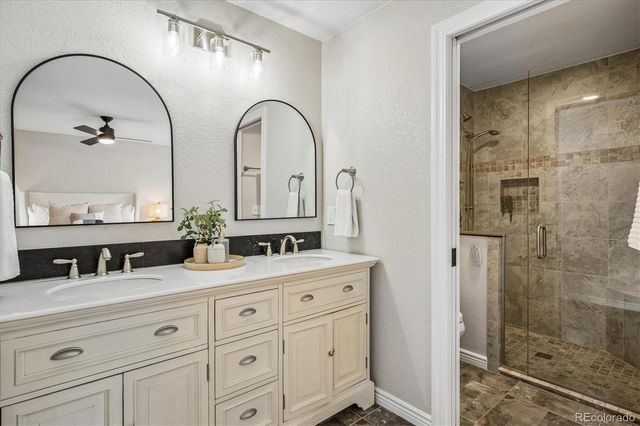 10138 W Roxbury Avenue, Littleton, CO 80127