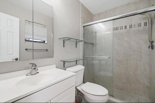 6089 Glentree Lane, Greenacres, FL 33463