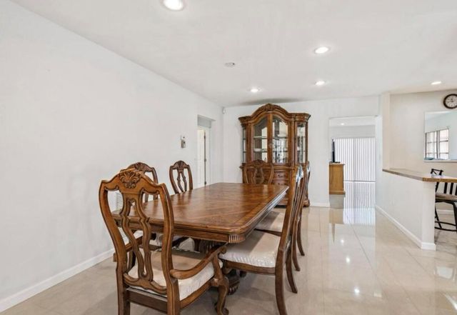 6089 Glentree Lane, Greenacres, FL 33463