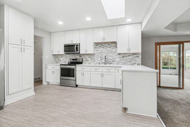 2852 Briarcliff Street, Ann Arbor, MI 48105