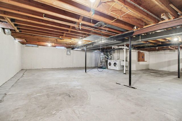 2852 Briarcliff Street, Ann Arbor, MI 48105