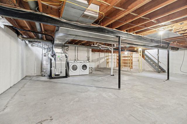 2852 Briarcliff Street, Ann Arbor, MI 48105