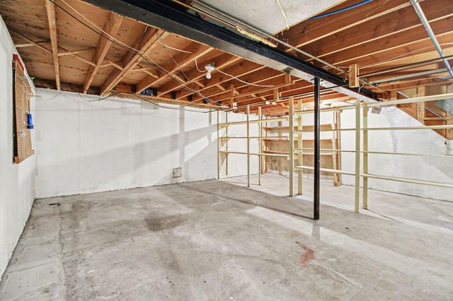 2852 Briarcliff Street, Ann Arbor, MI 48105