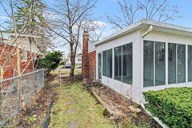 2852 Briarcliff Street, Ann Arbor, MI 48105