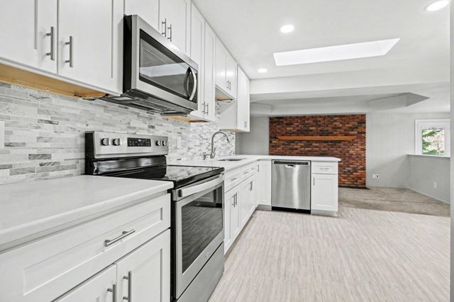 2852 Briarcliff Street, Ann Arbor, MI 48105