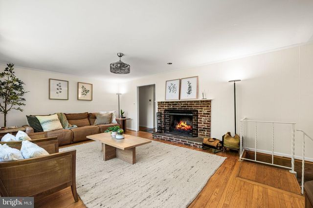 433 PAUL LEMEN DR, Valley Forge, PA 19481