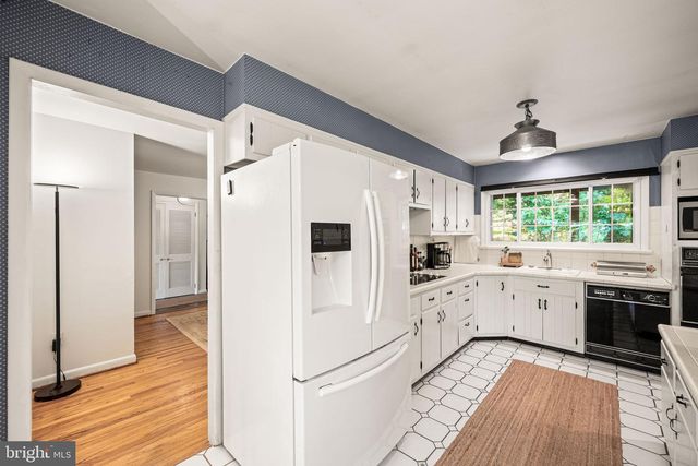 433 PAUL LEMEN DR, Valley Forge, PA 19481