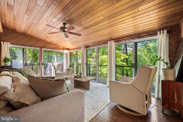 433 PAUL LEMEN DR, Valley Forge, PA 19481