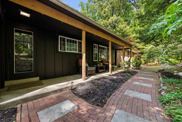 433 PAUL LEMEN DR, Valley Forge, PA 19481