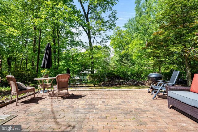 433 PAUL LEMEN DR, Valley Forge, PA 19481