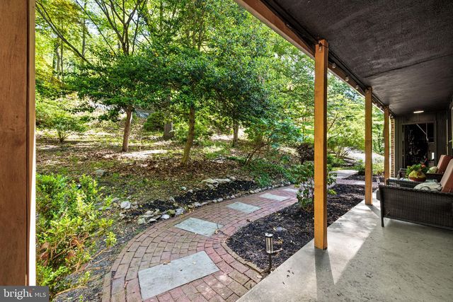 433 PAUL LEMEN DR, Valley Forge, PA 19481