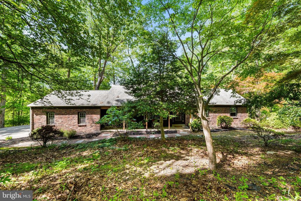 433 PAUL LEMEN DR, Valley Forge, PA 19481