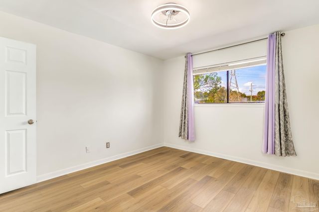 7150 Plantation Dr 222, Pensacola, FL 32504