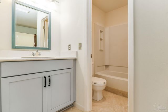 7150 Plantation Dr 222, Pensacola, FL 32504